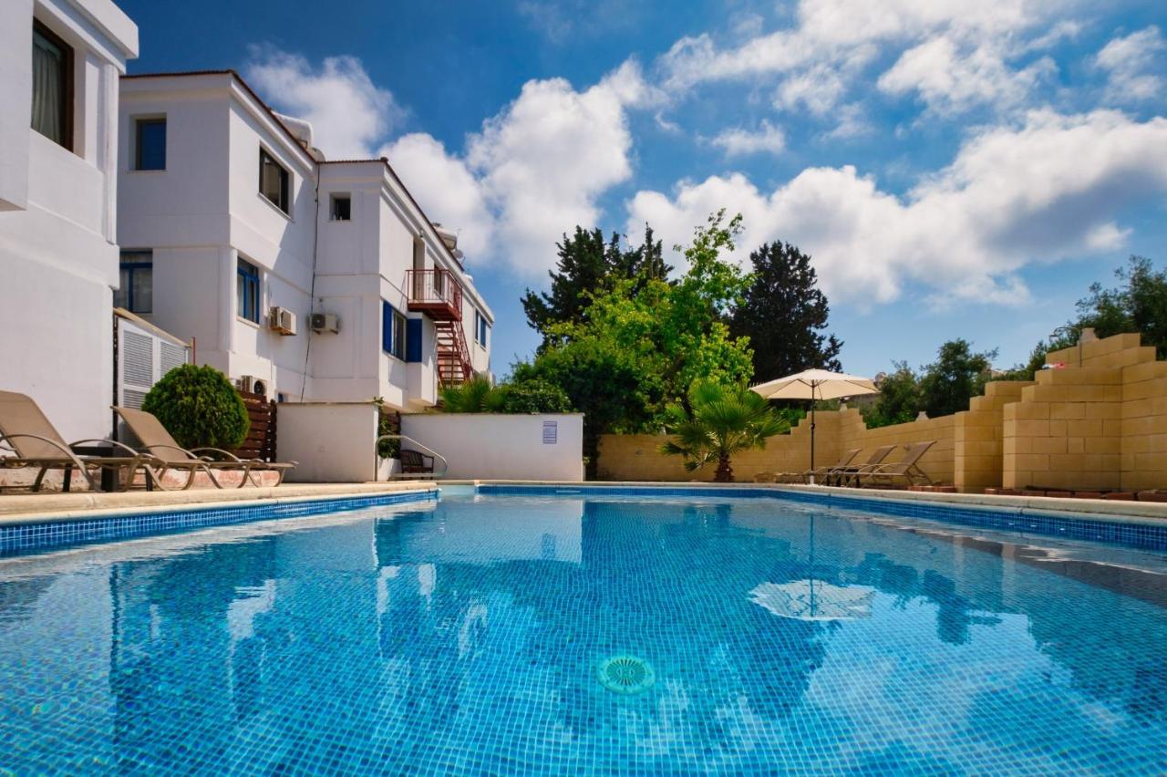 Townhouse By The Sea Pirate Harbor Apartment Paphos Ngoại thất bức ảnh