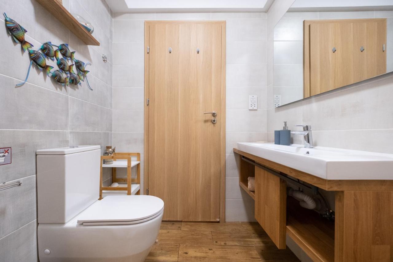 Townhouse By The Sea Pirate Harbor Apartment Paphos Ngoại thất bức ảnh